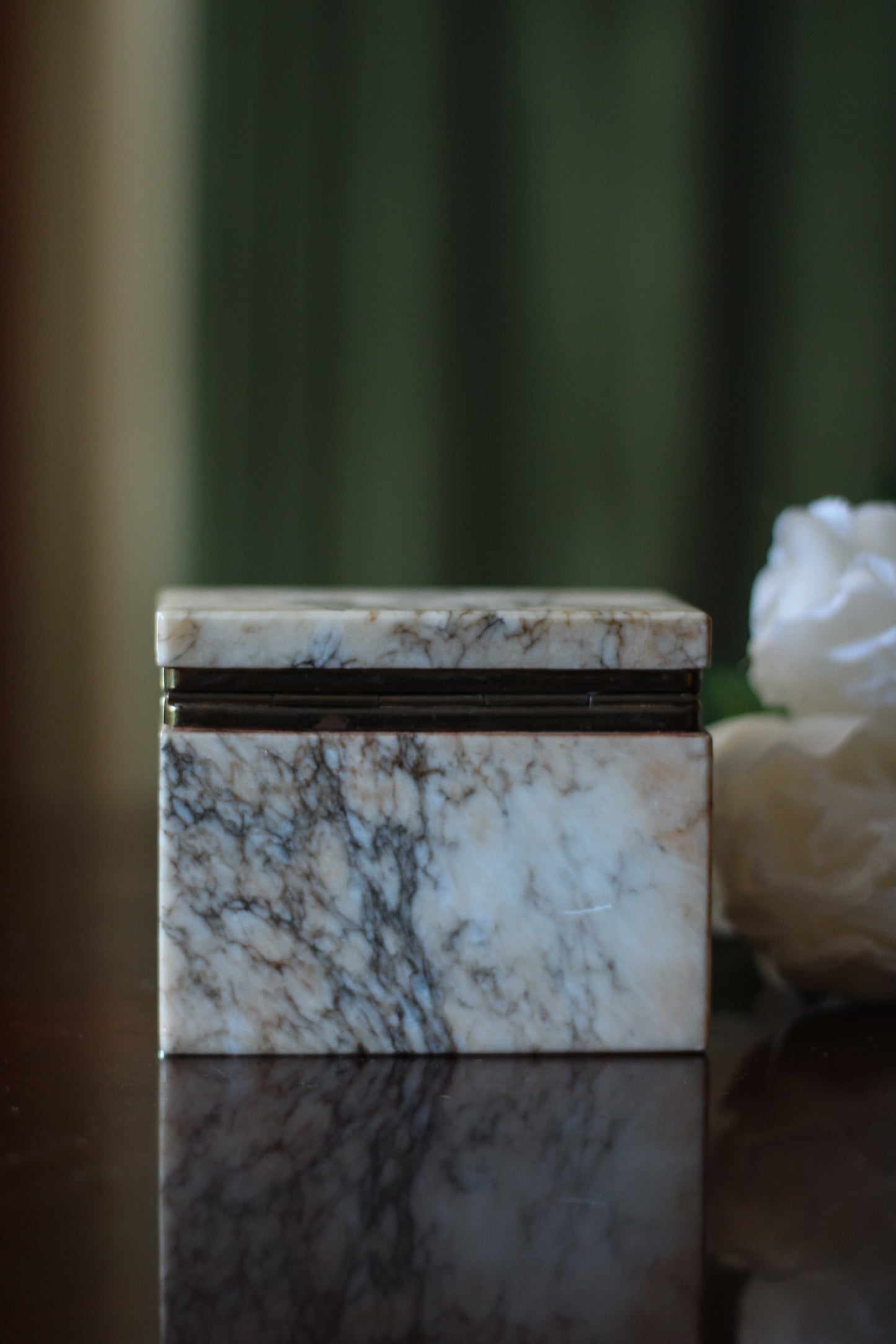 Mottahedeh Design Alabaster Box